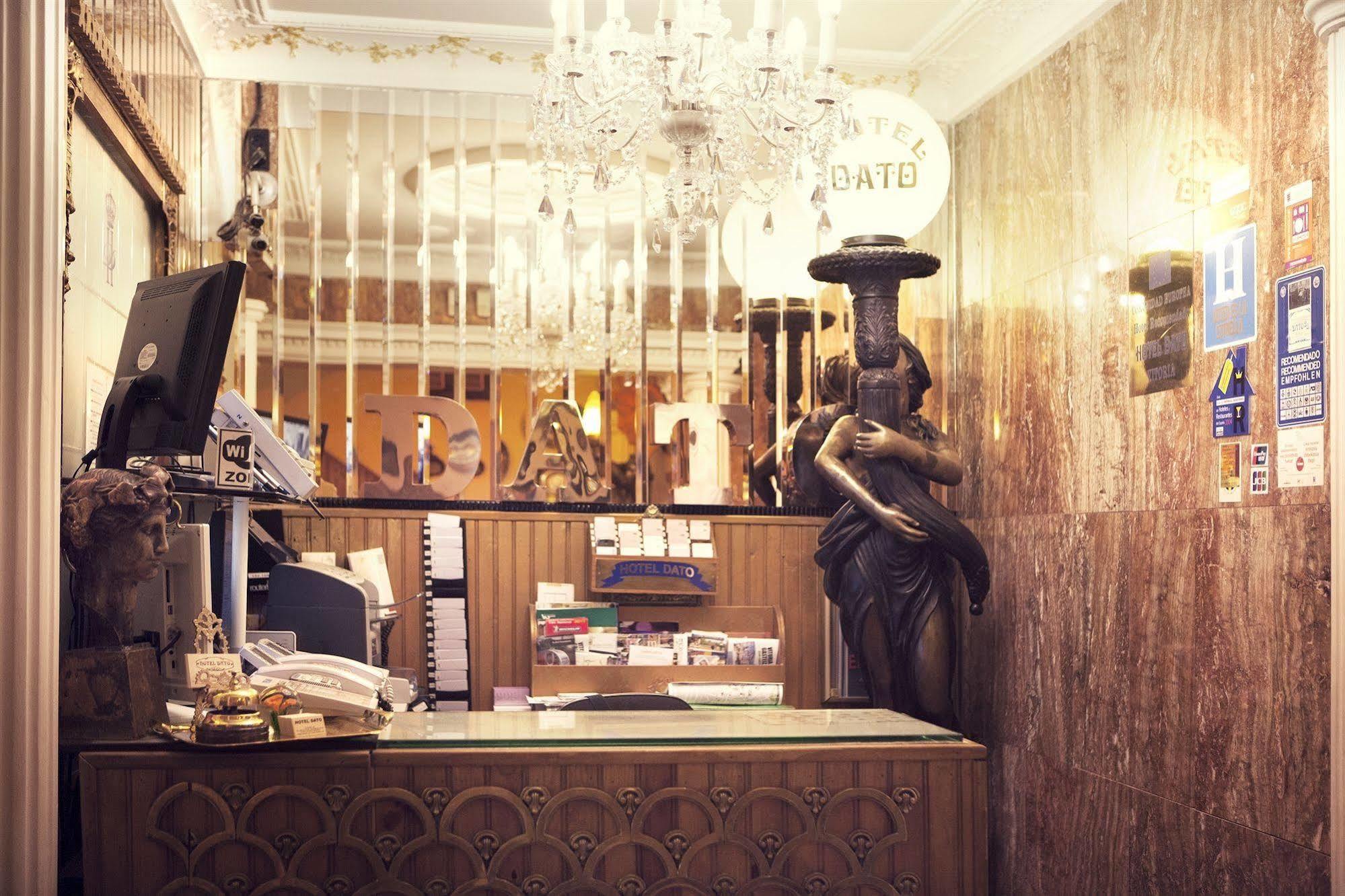 Hotel Dato Віторія-Гастейс Екстер'єр фото